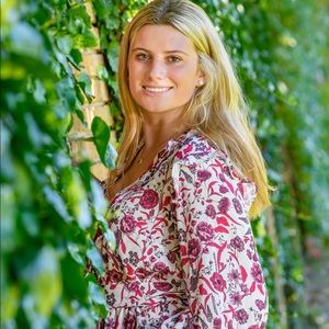 Meet your Posher, Caroline